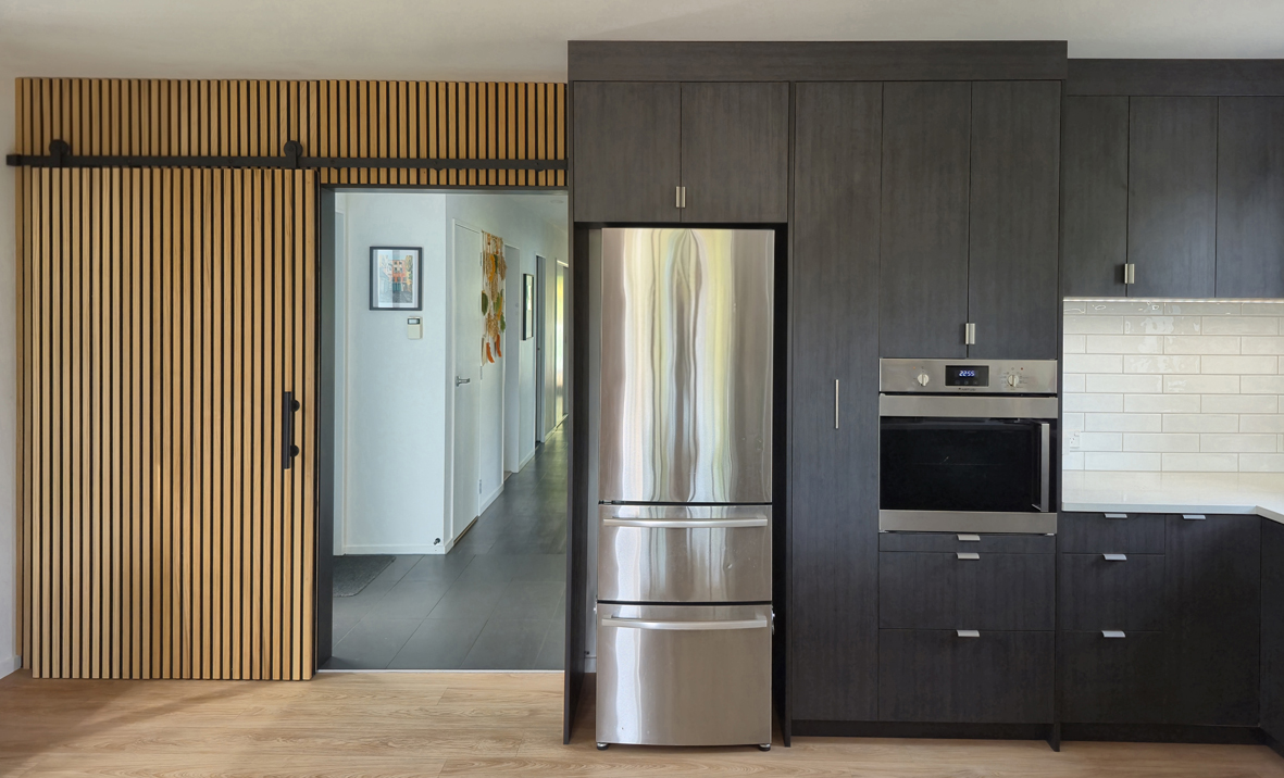 Acoustic Clad Accessible Sliding Door - detail view